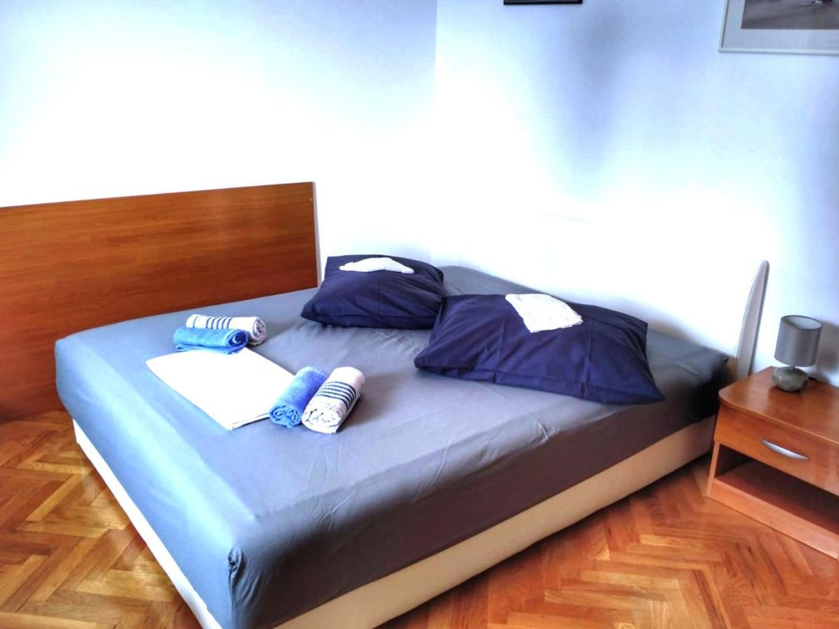 Beach State Of Art, Balica Rat Stanici Kültér fotó