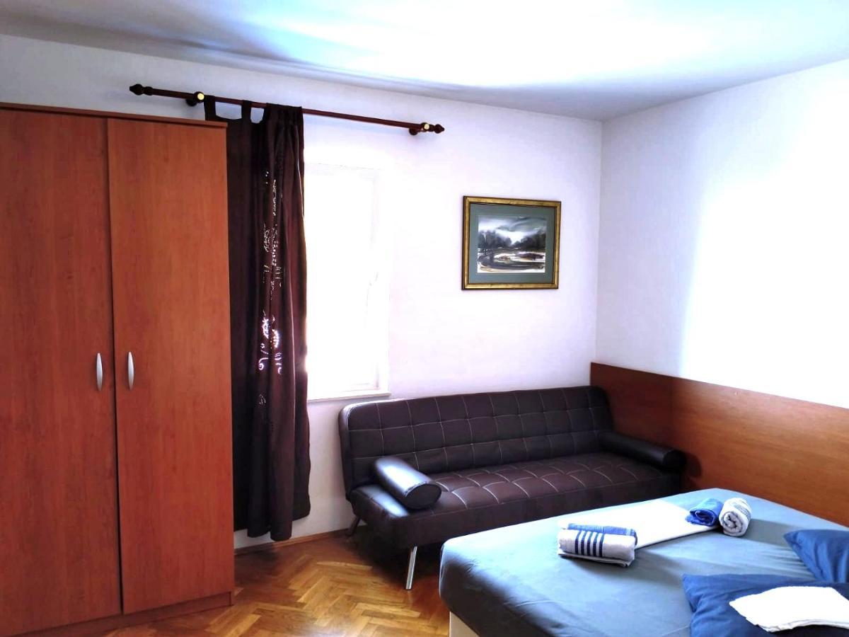 Beach State Of Art, Balica Rat Stanici Kültér fotó