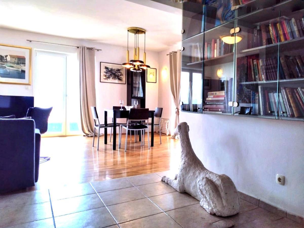 Beach State Of Art, Balica Rat Stanici Kültér fotó